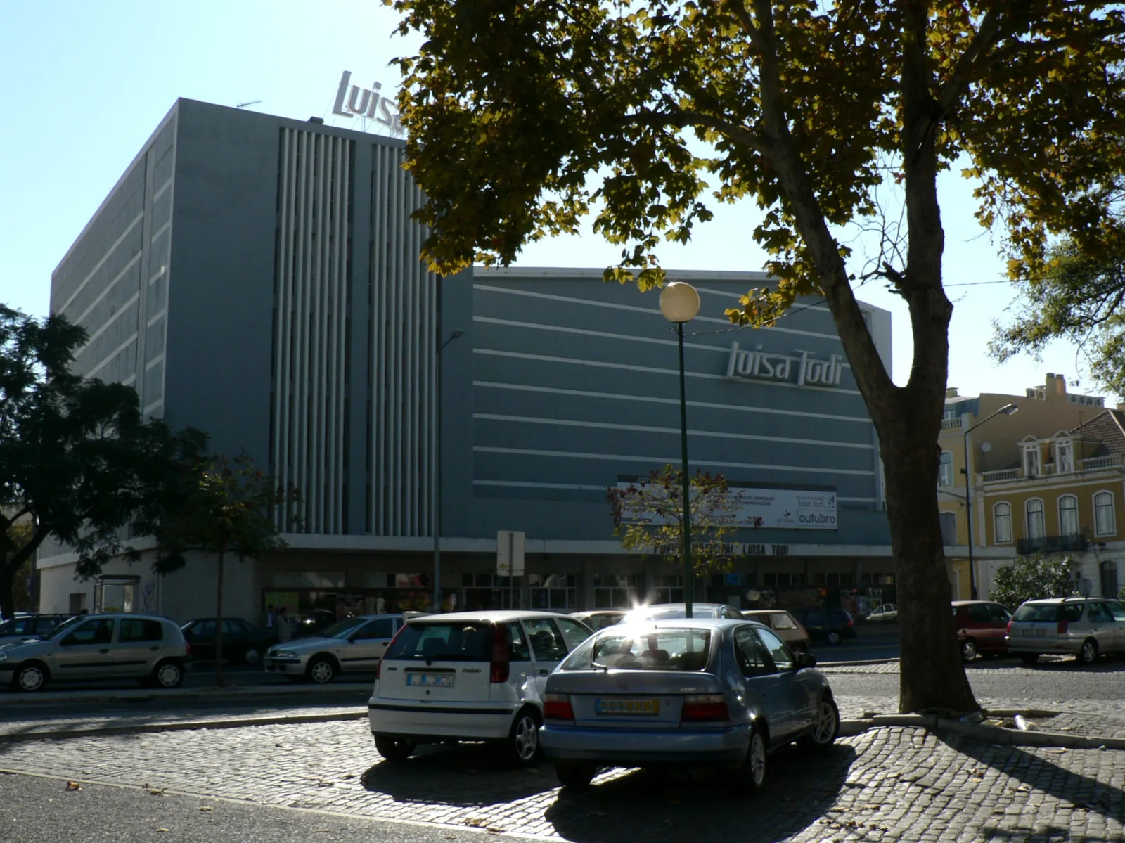 Forum Luísa Todi — main venue of the jazz festival