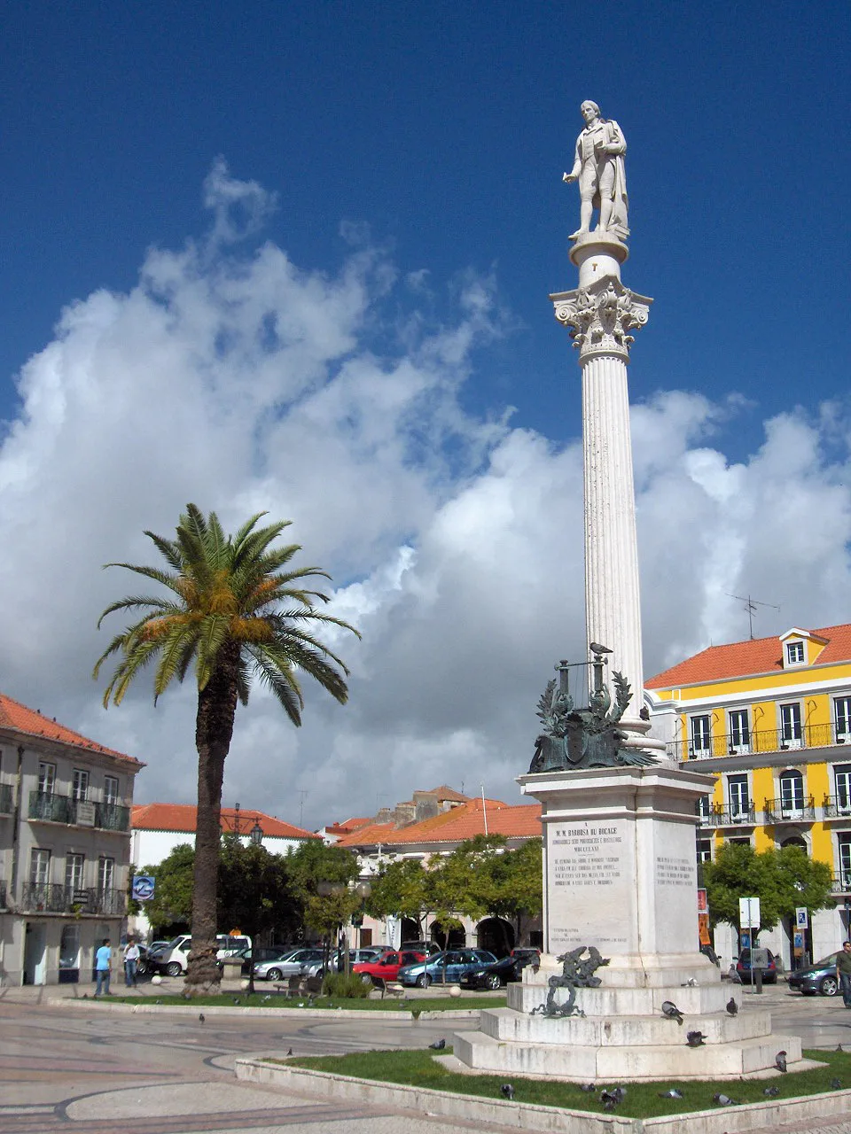 Bocage statue at Praça do Bocage — the most iconic monument of Setúbal